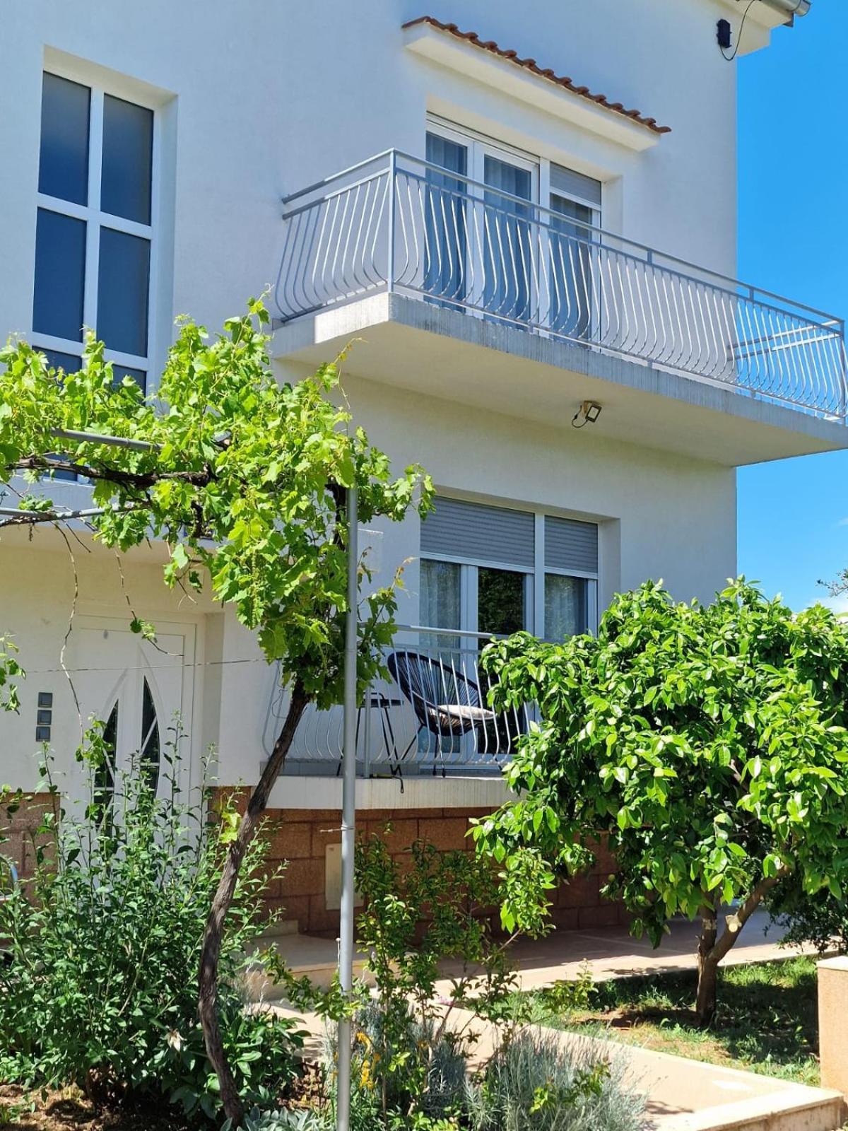 Apartmani Zinda Sukošan Exterior foto